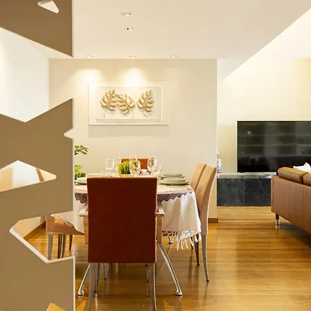 Queens Apartman Estoril