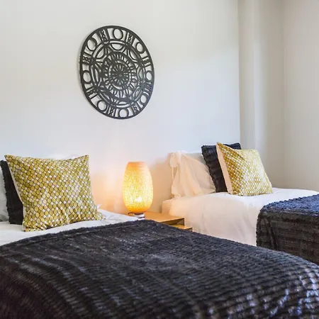 Queens Apartman Estoril